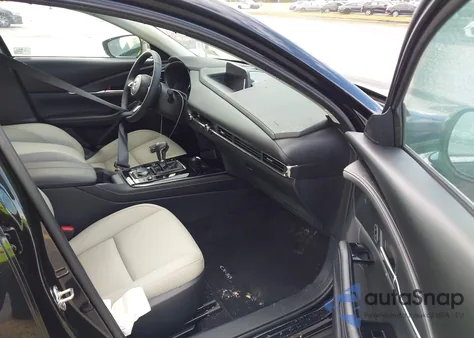 2025 Mazda Cx-30 2.5 S Preferred Package z USA, uszkodzony, nr VIN 3MVDMBCMXSM804997